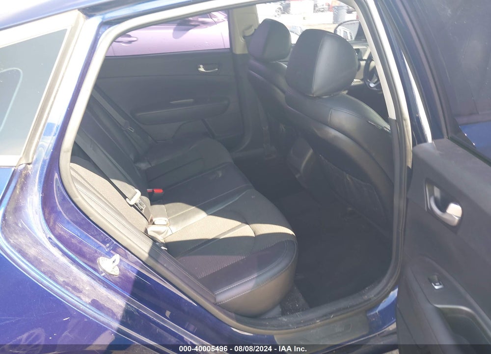2018 KIA OPTIMA VIN: 5XXGT4L32JG229072