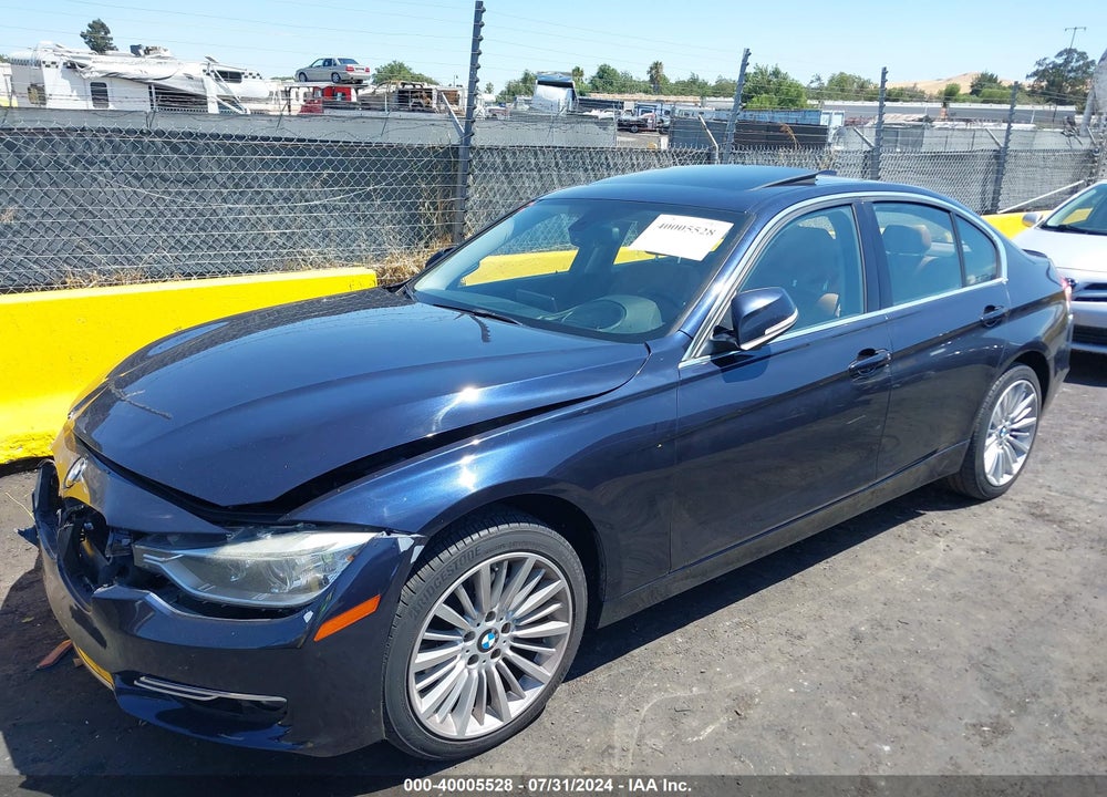2012 BMW 328I VIN: WBA3A5G5XCNP17812