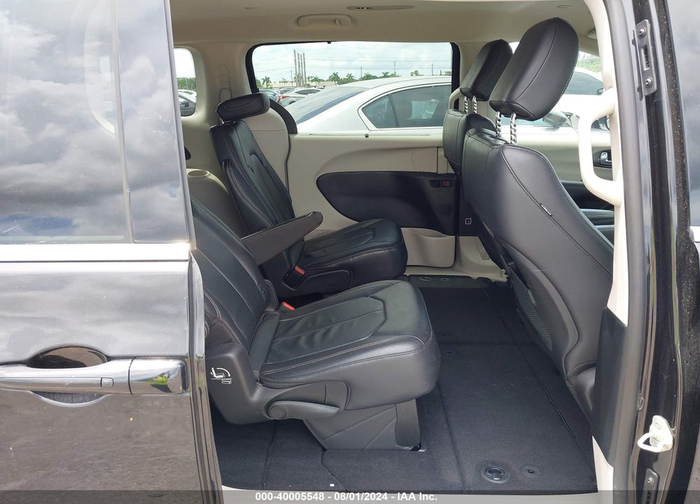 2022 CHRYSLER PACIFICA TOURING L VIN: 2C4RC1BG3NR219997