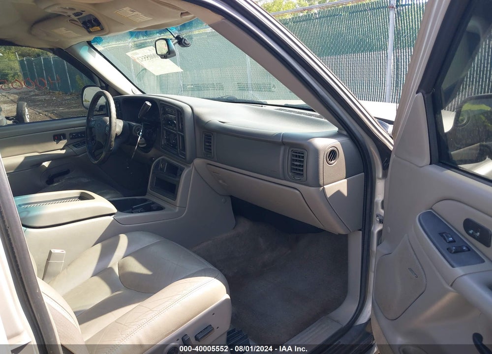 2005 CHEVROLET TAHOE Z71 VIN: 1GNEK13T75R117581