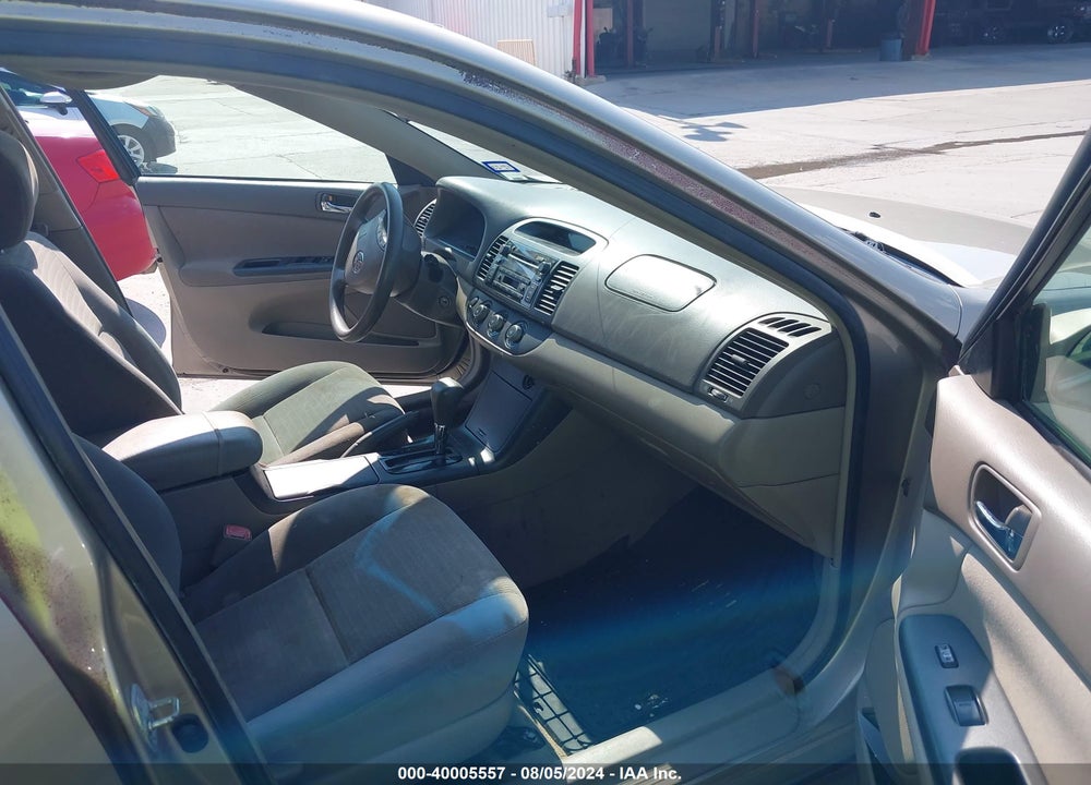 2005 TOYOTA CAMRY LE VIN: 4T1BE32K15U578257