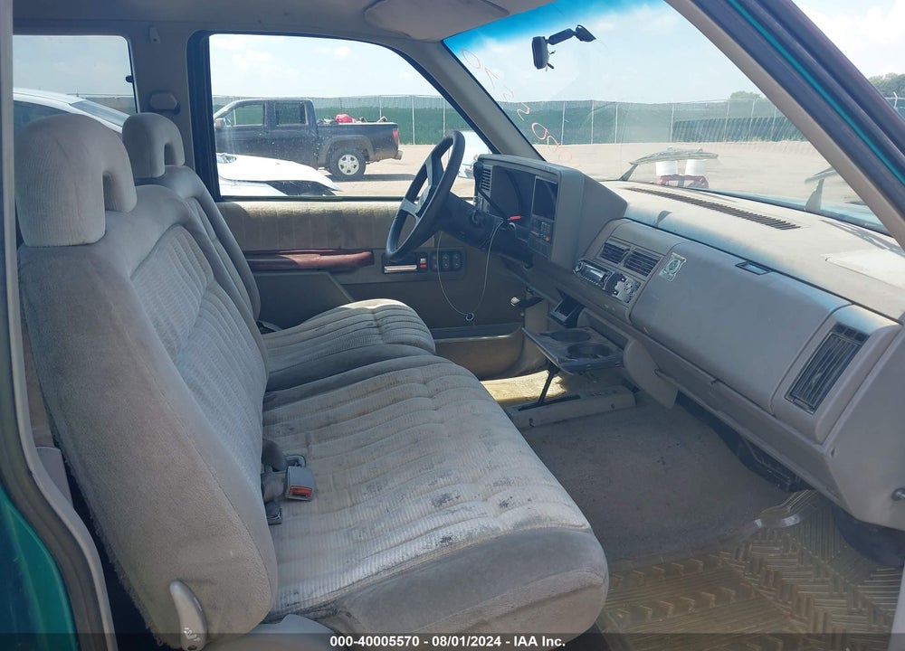 1994 CHEVROLET GMT-400 K1500 VIN: 2GCEK19K8R1221177