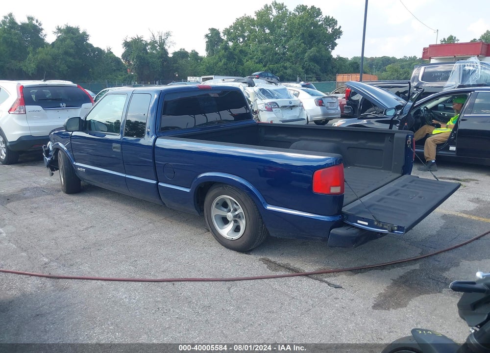 2003 CHEVROLET S-10 LS VIN: 1GCCS19H138280474