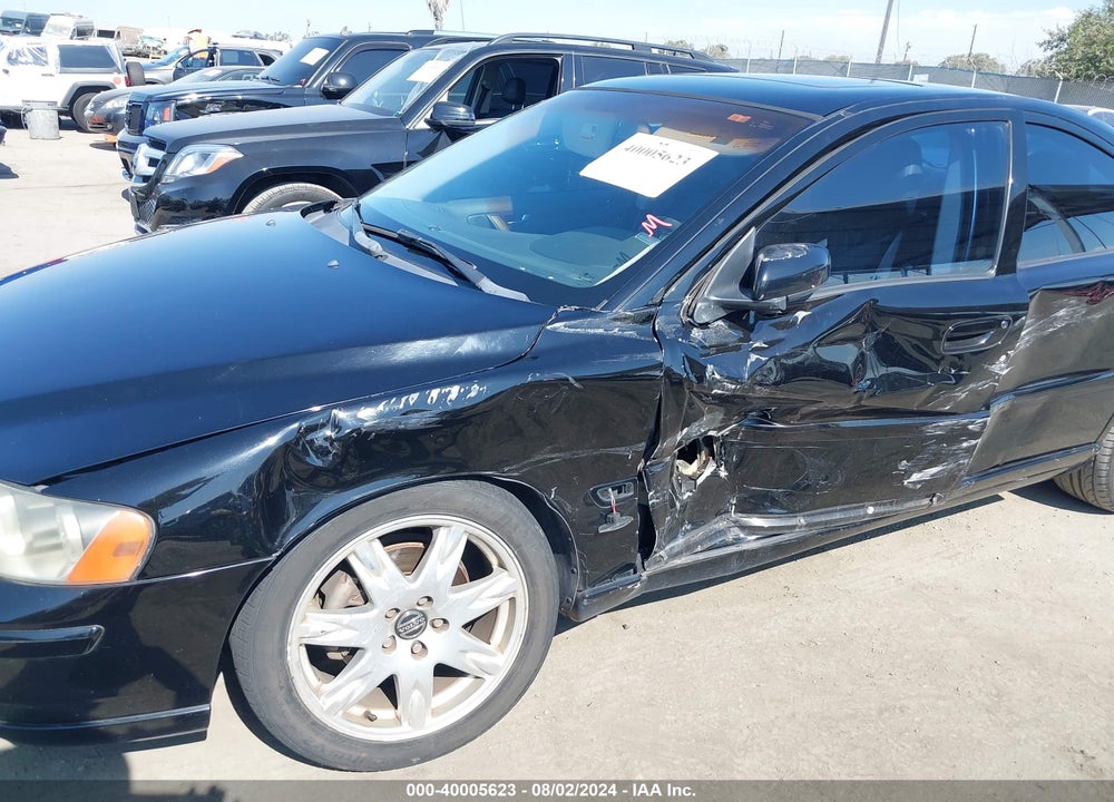 2006 VOLVO S60 2.5T VIN: YV1RS592062542483