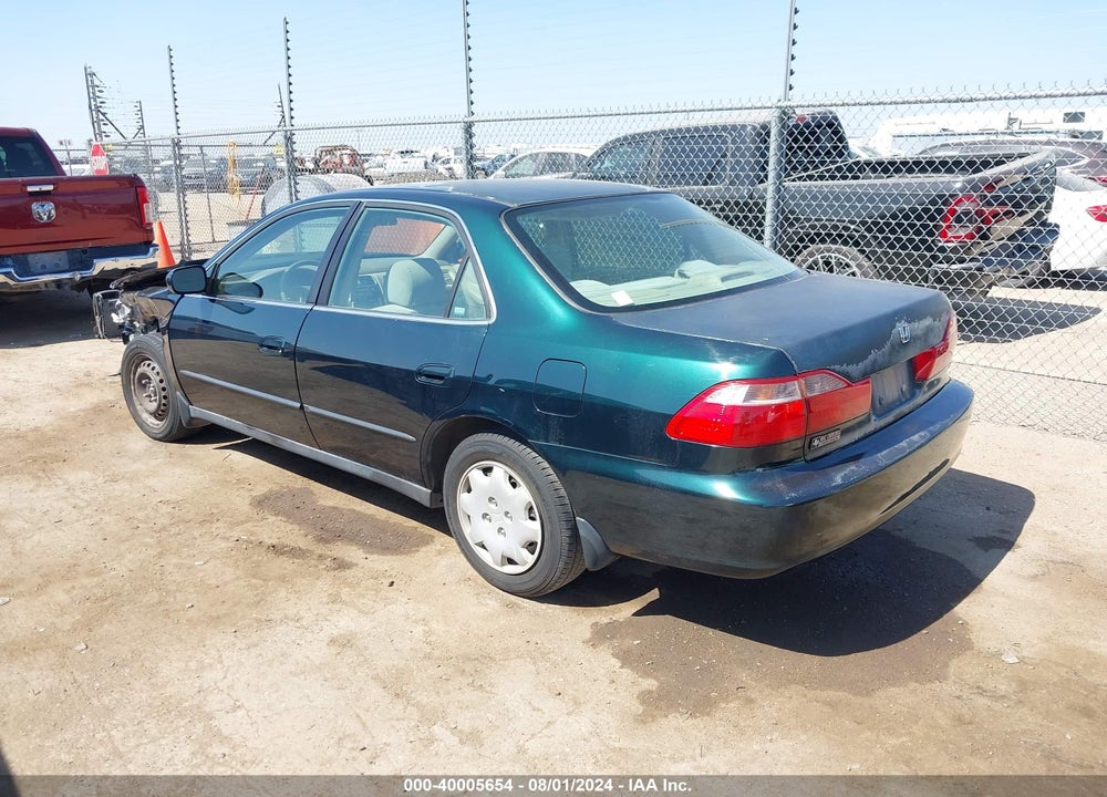 1998 HONDA ACCORD VIN: 1HGCG5546WA056529