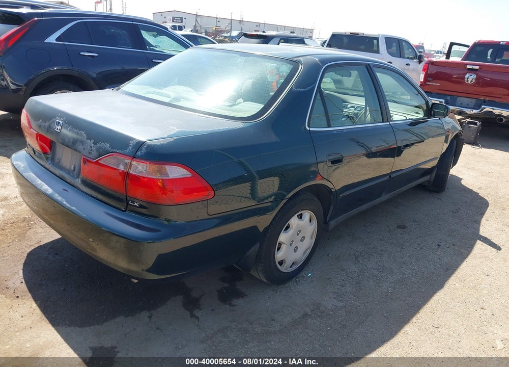 1998 HONDA ACCORD VIN: 1HGCG5546WA056529