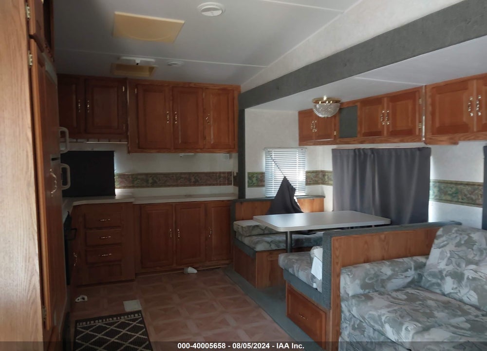 2002 FOREST RIVER SALEM M-27RKSS VIN: 4X4FSMC212B011177
