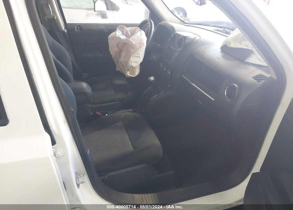 2016 JEEP PATRIOT VIN: 1C4NJPFB7GD590172