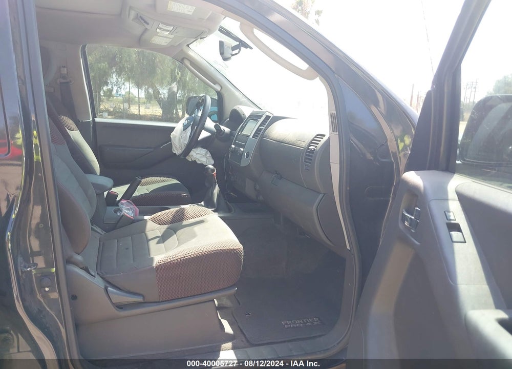 2011 NISSAN FRONTIER PRO-4X VIN: 1N6AD0EV3BC415230