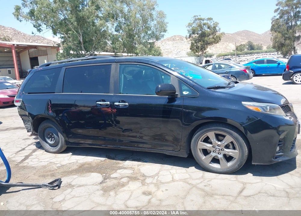 2019 TOYOTA SIENNA SE 8 PASSENGER VIN: 5TDXZ3DC3KS011939