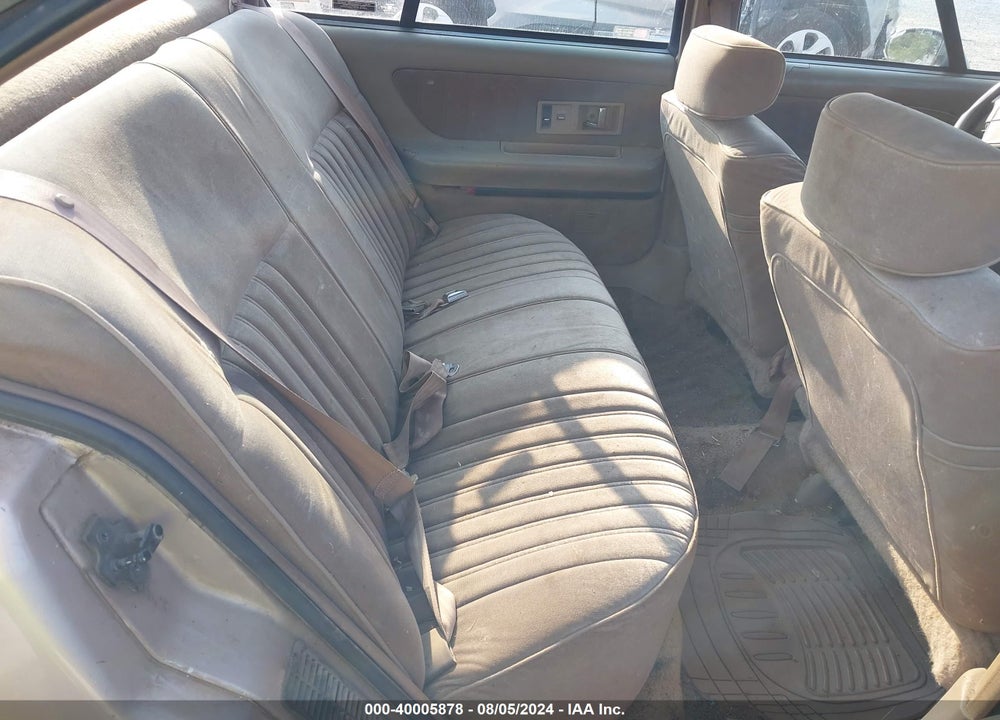 1993 OLDSMOBILE 88 ROYALE VIN: 1G3HN53L5PH329490
