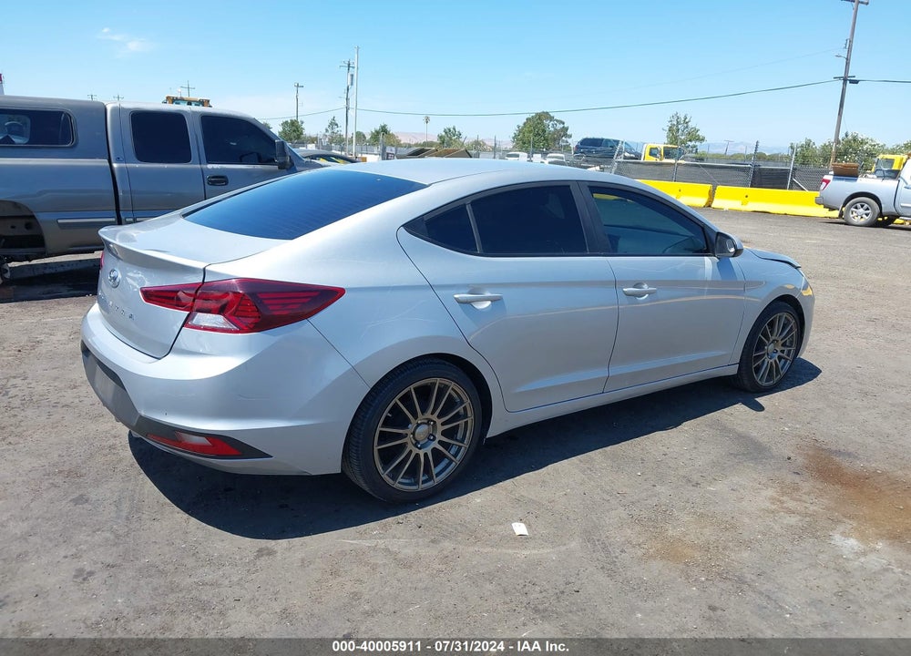 2020 HYUNDAI ELANTRA SE VIN: KMHD74LF7LU929695