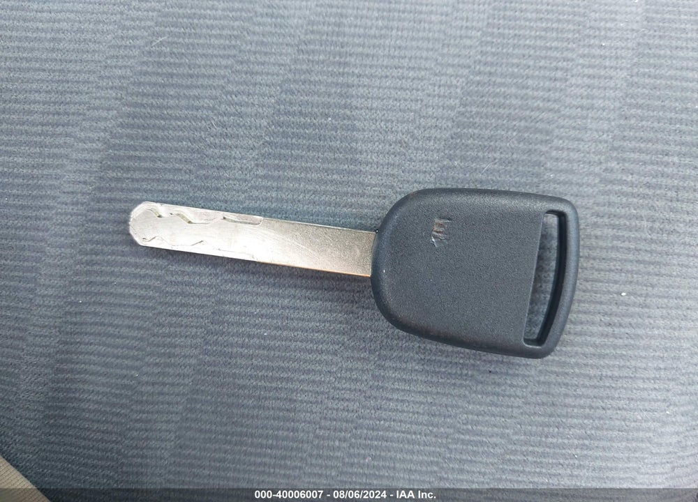 2005 HONDA CIVIC VIN: 2HGES16575H602942