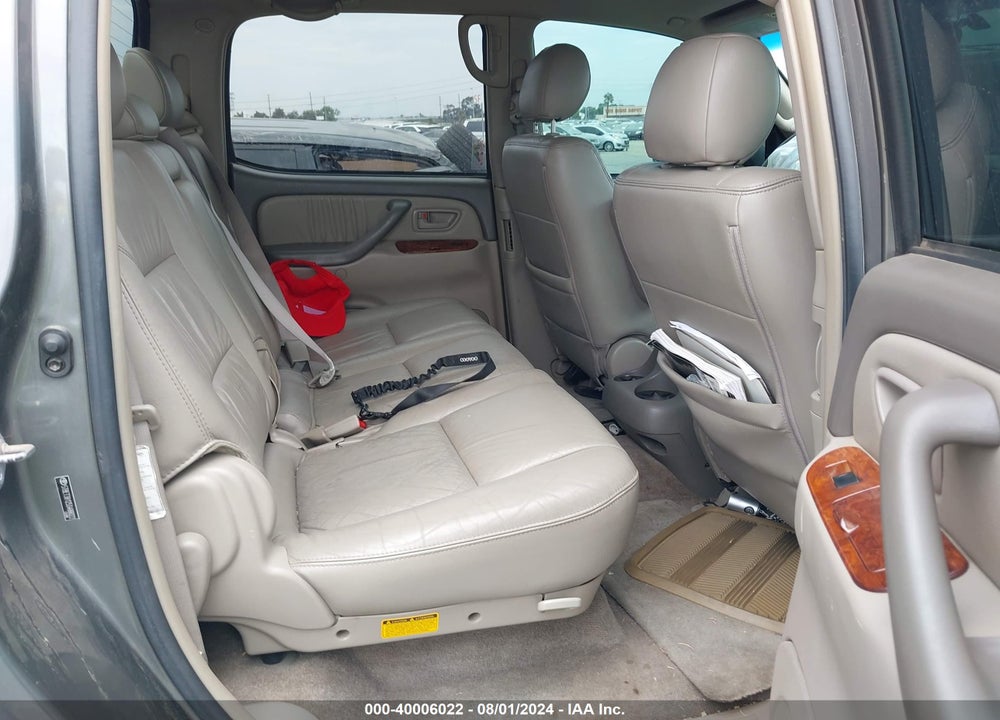 2005 TOYOTA TUNDRA LIMITED V8 VIN: 5TBET38125S488022
