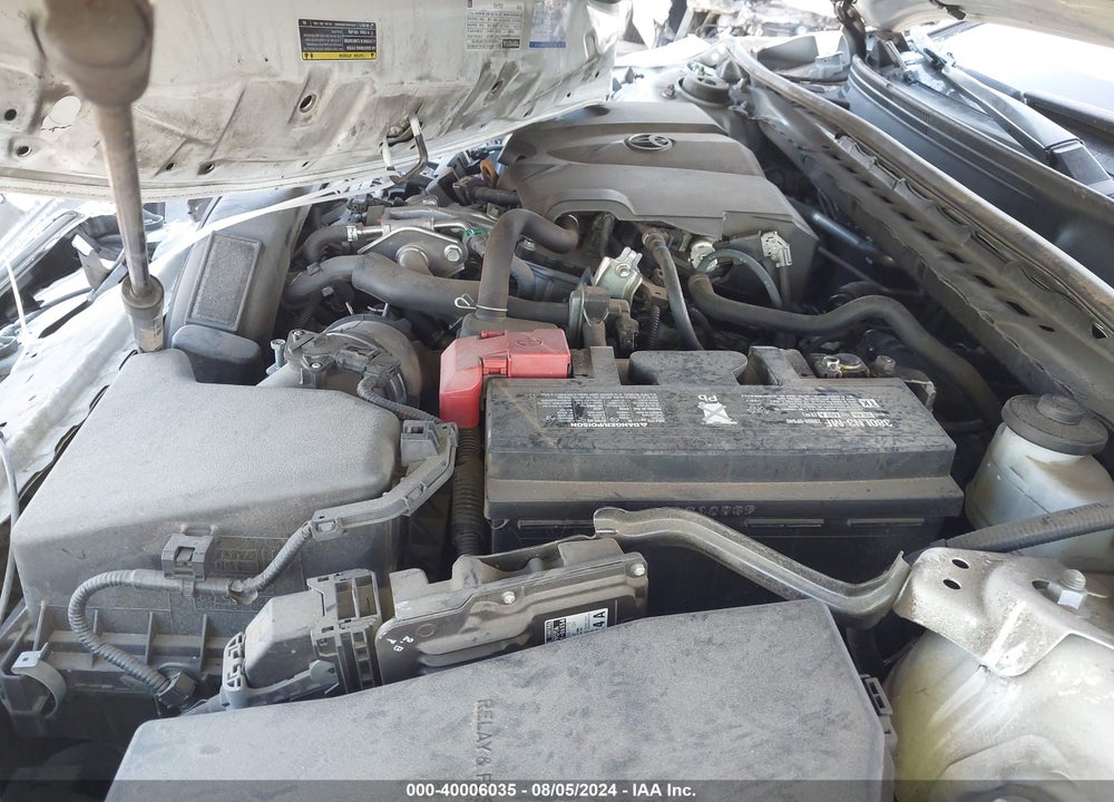 2018 TOYOTA CAMRY SE VIN: 4T1B11HK5JU587464