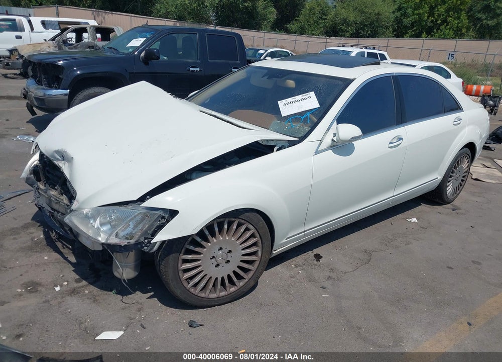 2007 MERCEDES-BENZ S 550 VIN: WDDNG71X67A106436