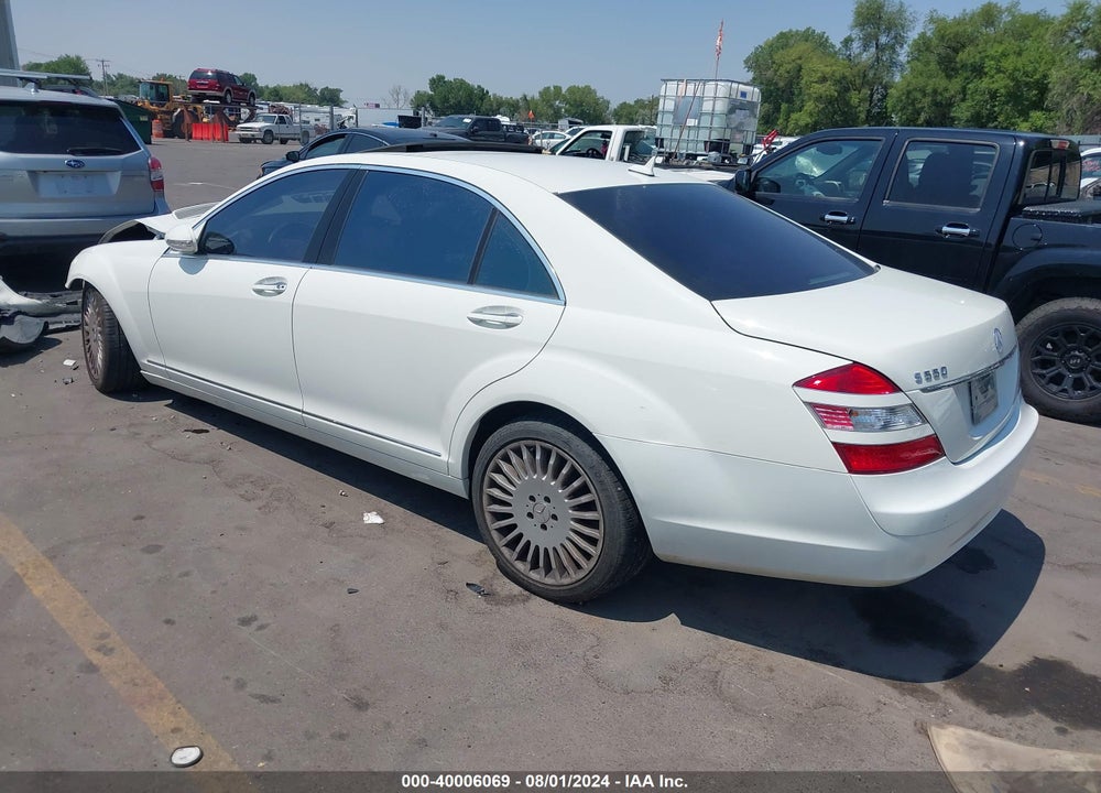 2007 MERCEDES-BENZ S 550 VIN: WDDNG71X67A106436