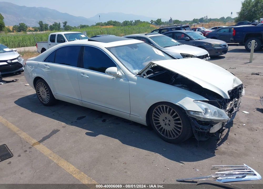 2007 MERCEDES-BENZ S 550 VIN: WDDNG71X67A106436