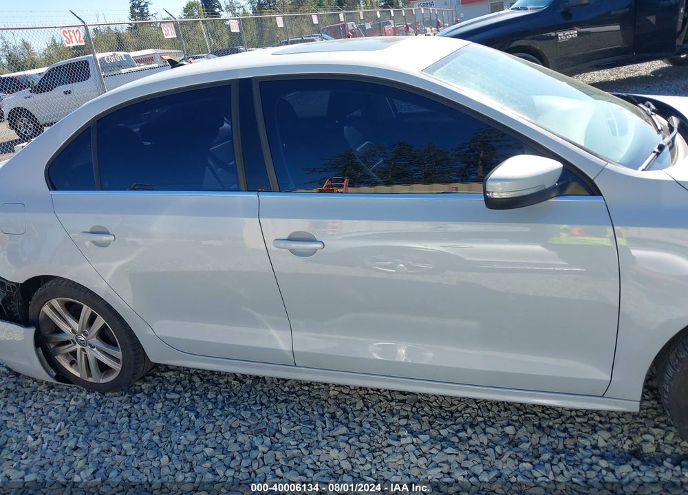 2017 VOLKSWAGEN JETTA 1.4T SE VIN: 3VWDB7AJXHM247219