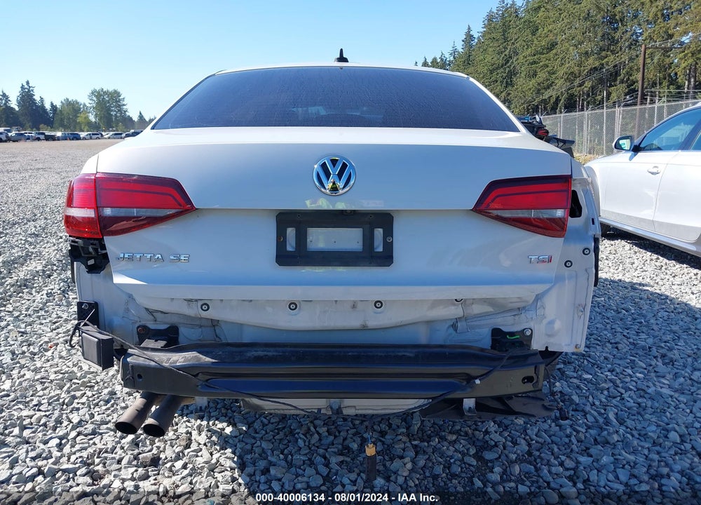 2017 VOLKSWAGEN JETTA 1.4T SE VIN: 3VWDB7AJXHM247219