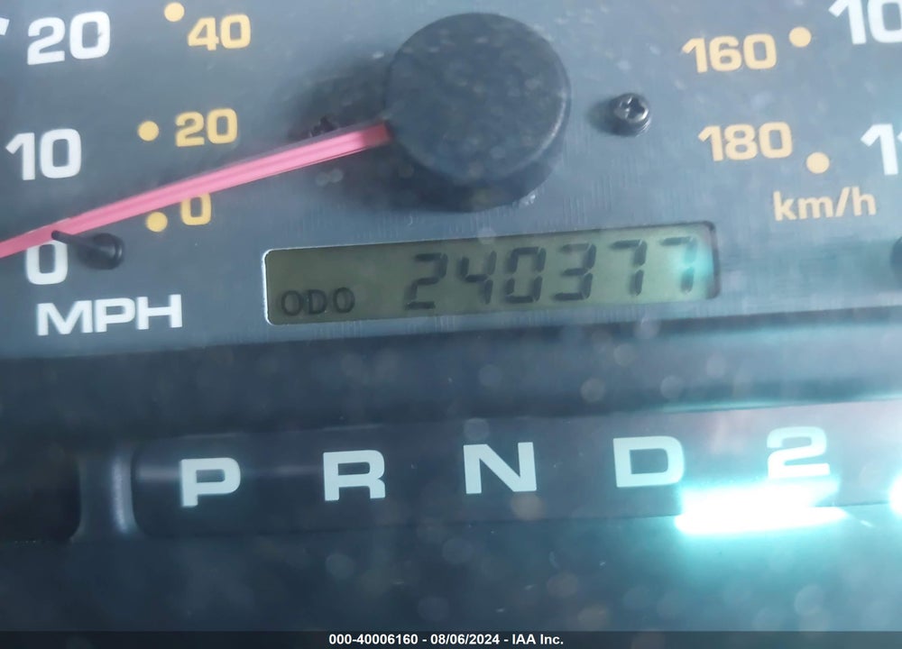 2001 TOYOTA 4RUNNER SR5 V6 VIN: JT3GN86R510204366