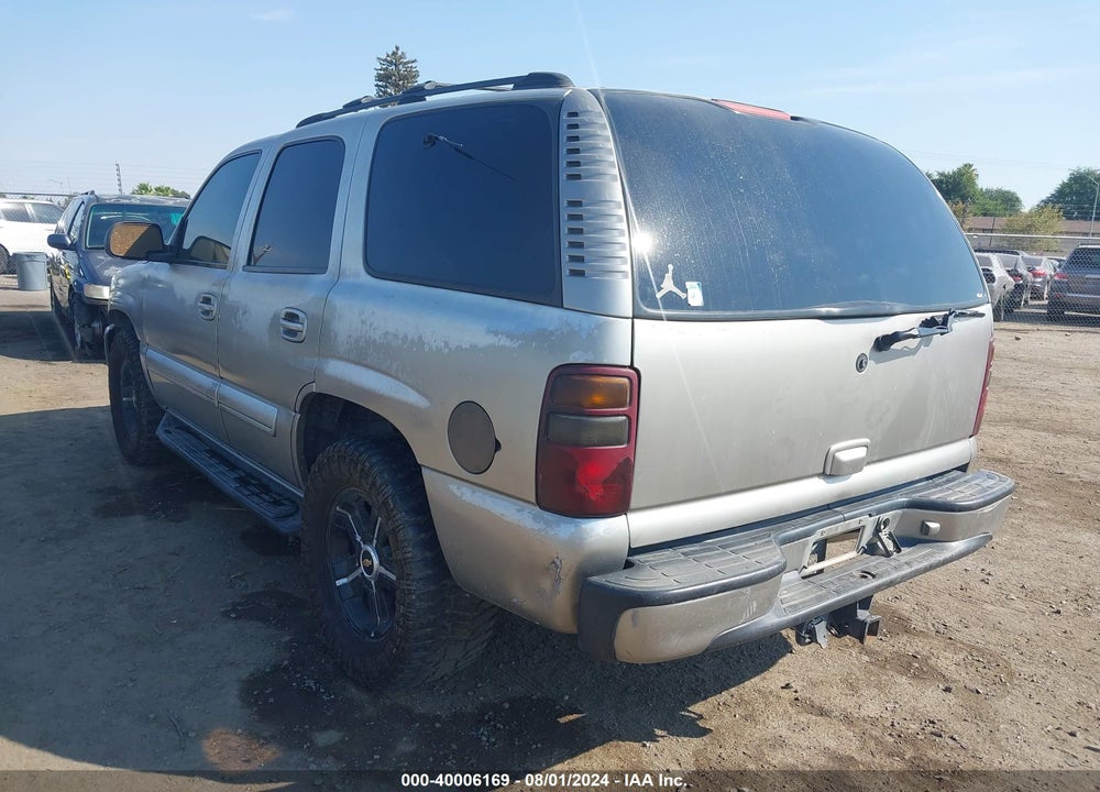 2001 CHEVROLET TAHOE LT VIN: 1GNEC13T11R112528