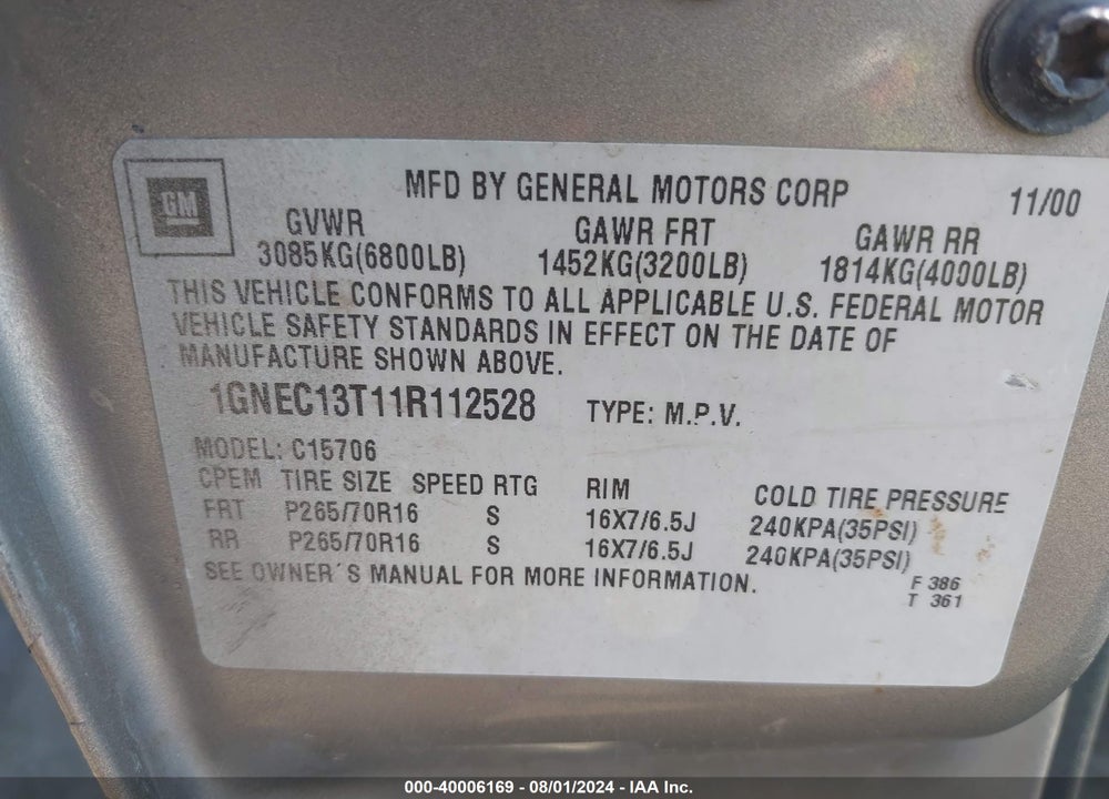 2001 CHEVROLET TAHOE LT VIN: 1GNEC13T11R112528