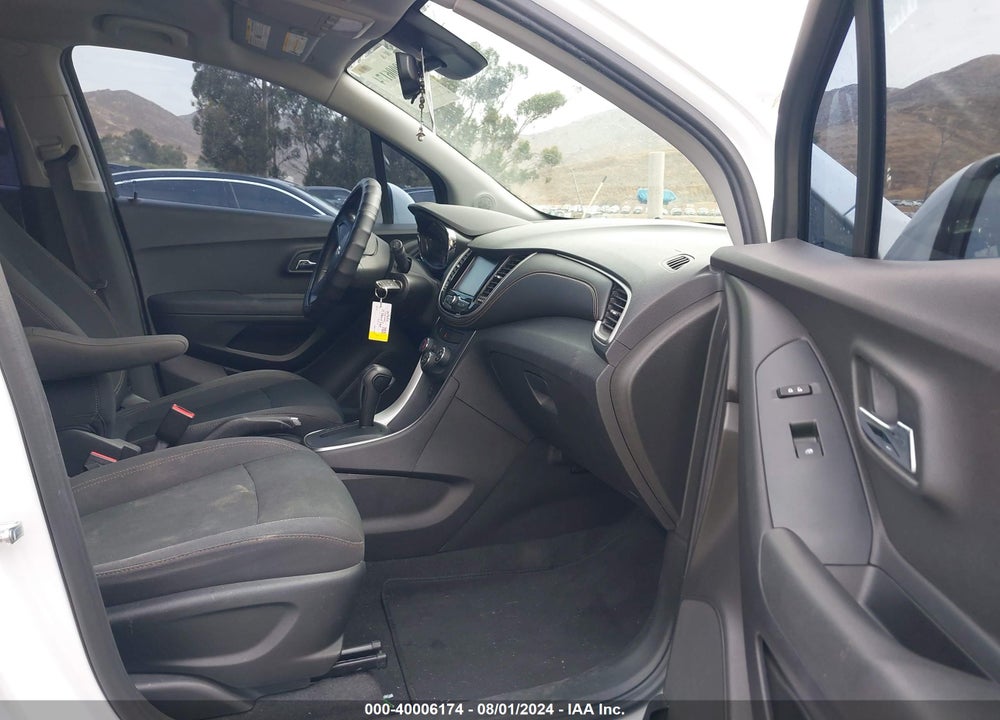 2017 CHEVROLET TRAX LS VIN: 3GNCJNSB0HL239866