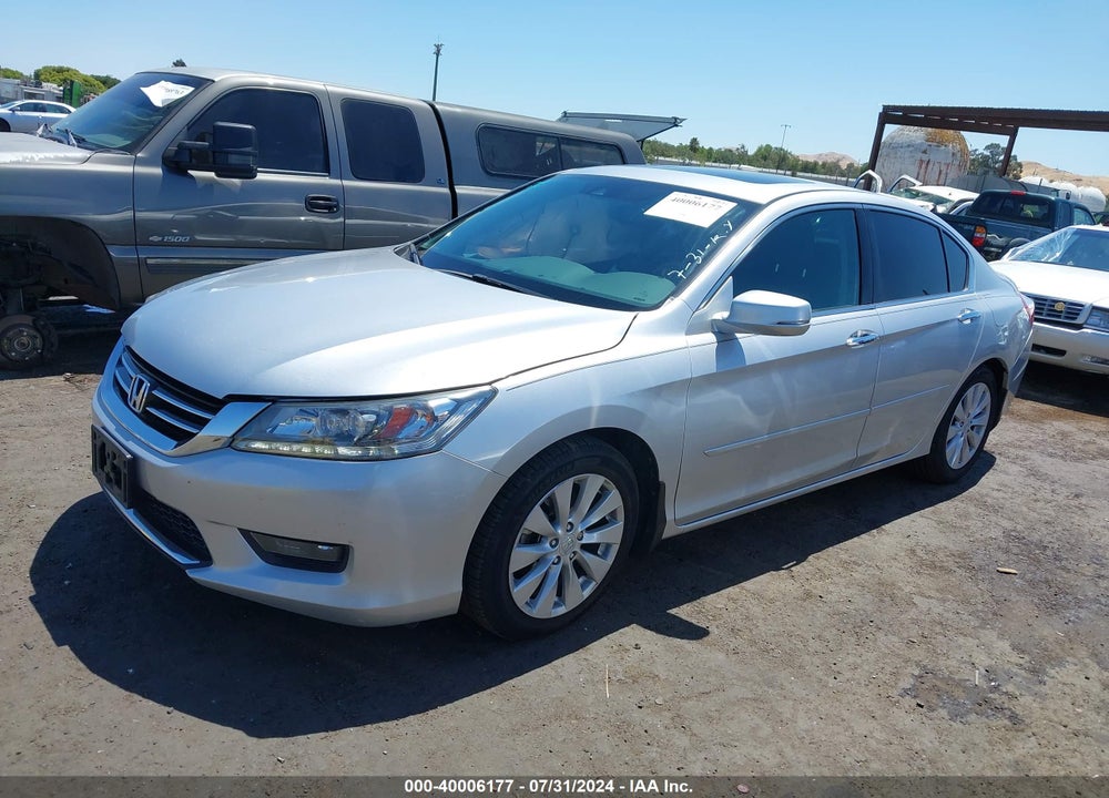 2015 HONDA ACCORD TOURING VIN: 1HGCR3F97FA024231