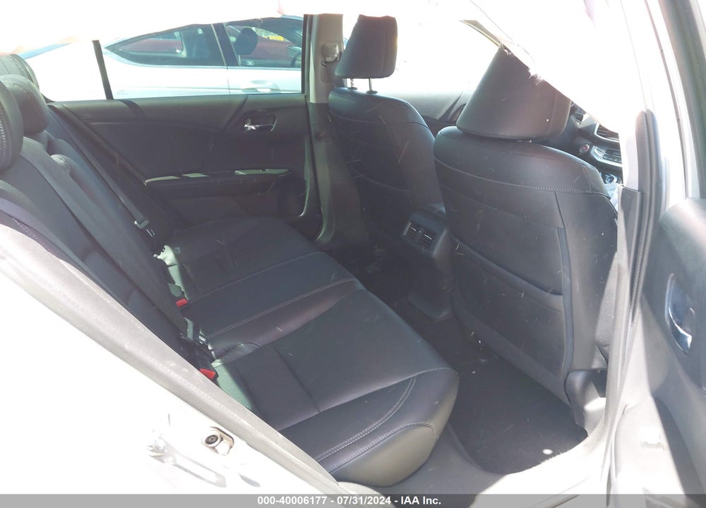 2015 HONDA ACCORD TOURING VIN: 1HGCR3F97FA024231