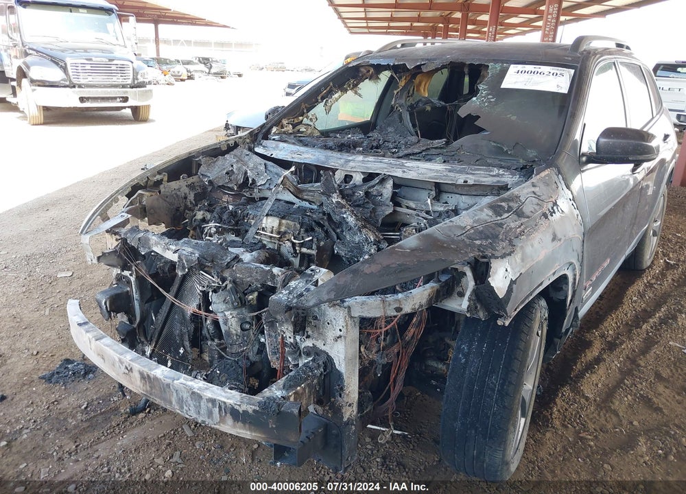 2016 JEEP CHEROKEE VIN: 1C4PJLCB7GW371044