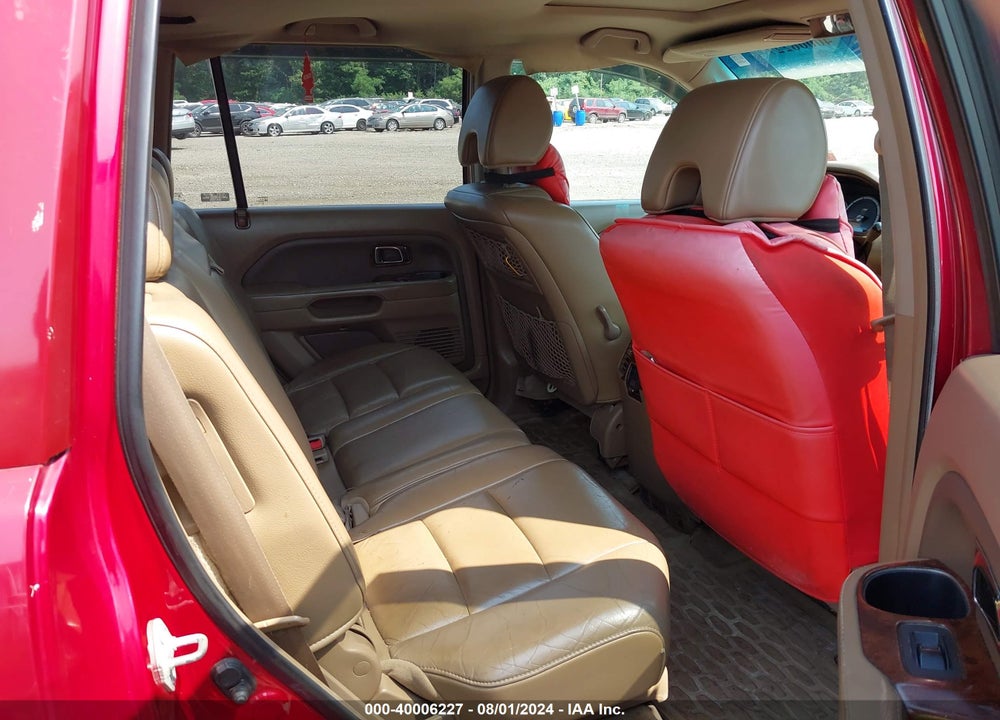 2006 HONDA PILOT EX-L VIN: 5FNYF185X6B016143