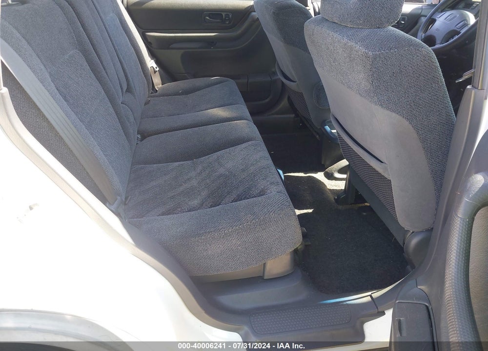 1999 HONDA CR-V LX VIN: JHLRD1841XC083572