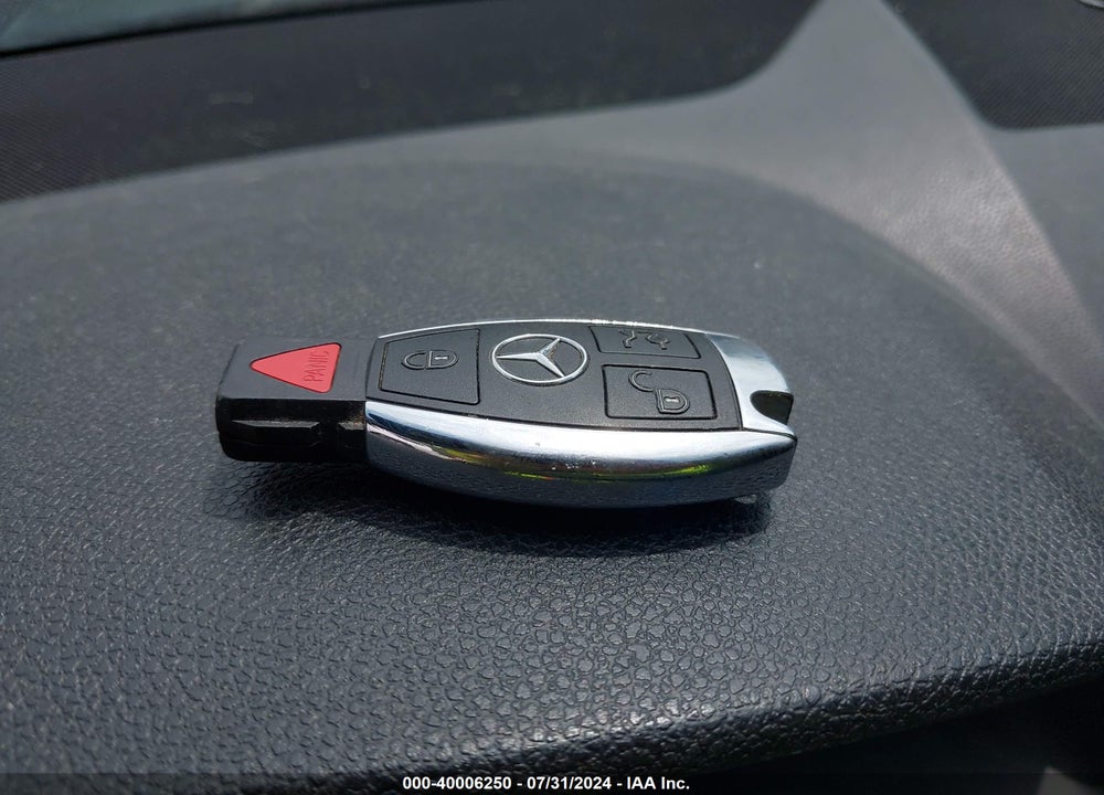 2008 MERCEDES-BENZ C 300 LUXURY 4MATIC/SPORT 4MATIC VIN: WDDGF81X78F105835