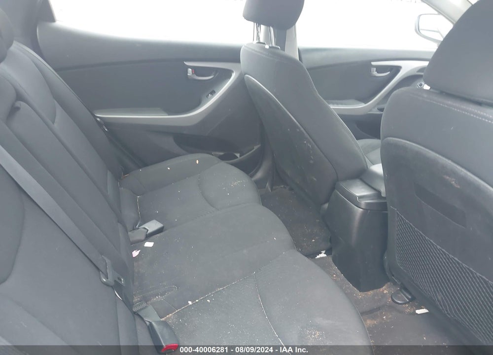 2015 HYUNDAI ELANTRA SE VIN: 5NPDH4AE2FH589379