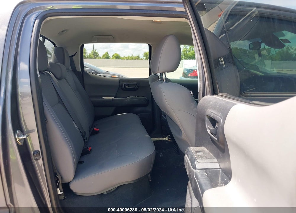 2019 TOYOTA TACOMA SR VIN: 5TFAX5GN4KX137337