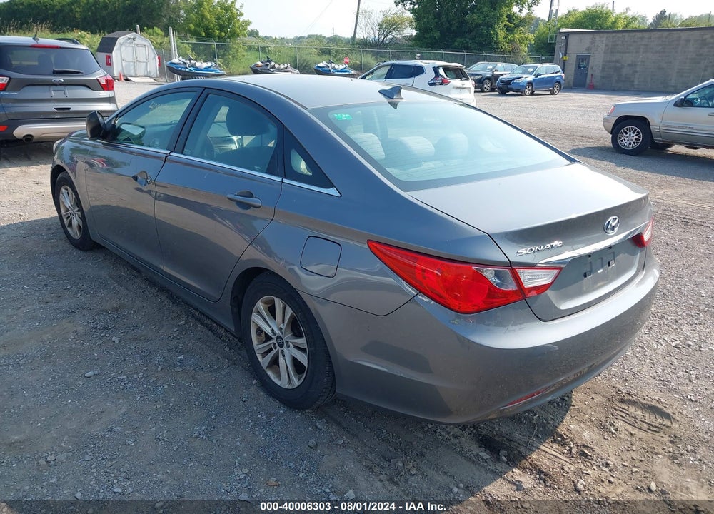 2013 HYUNDAI SONATA GLS VIN: 5NPEB4AC5DH680115