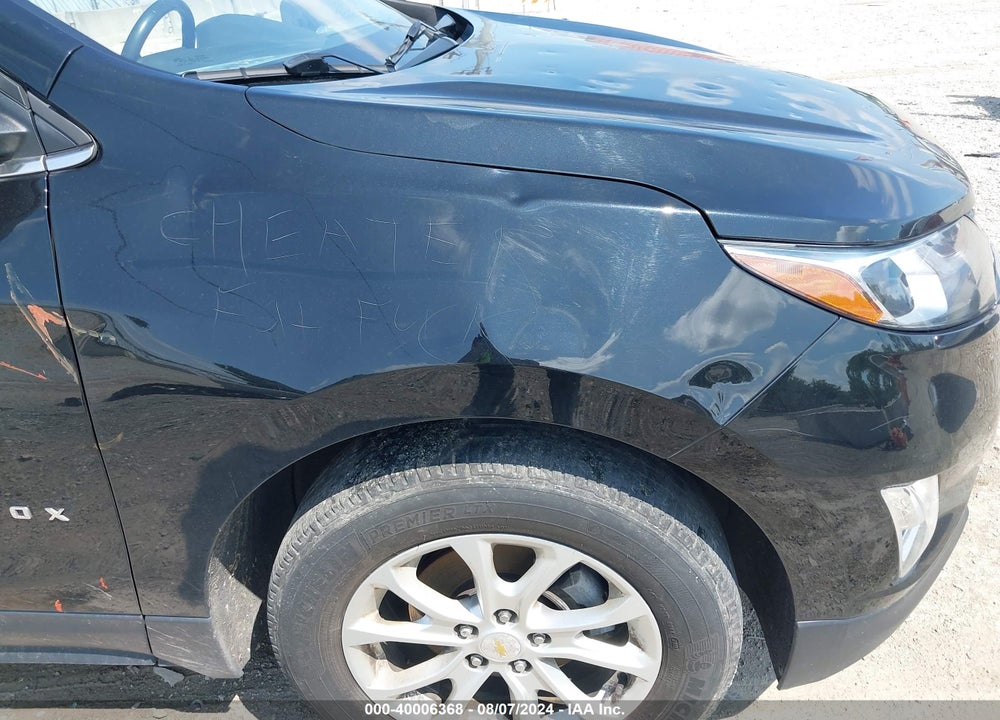 2018 CHEVROLET EQUINOX LT VIN: 2GNAXSEV4J6224095