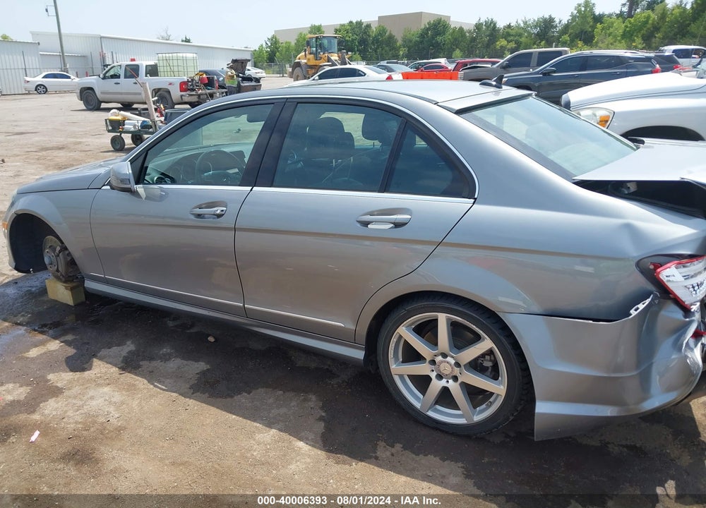 2014 MERCEDES-BENZ C 300 VIN: WDDGF8AB3EA960139
