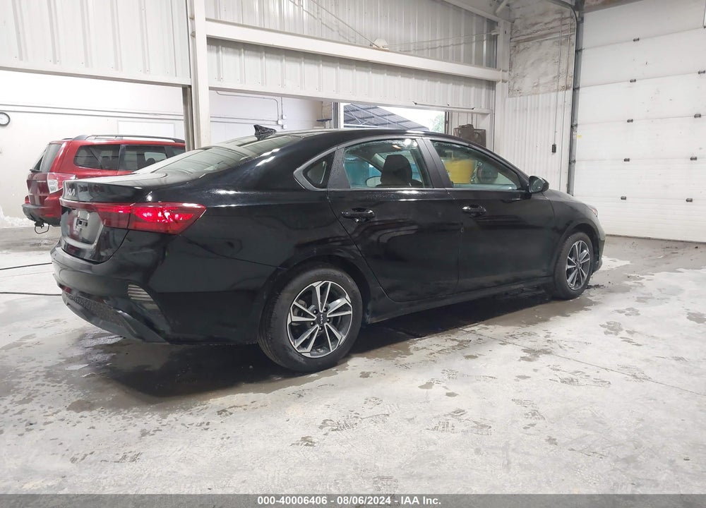 2024 KIA FORTE LXS VIN: 3KPF24AD8RE741837