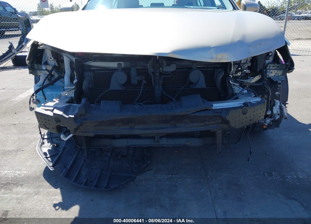 2014 LEXUS ES 300H VIN: JTHBW1GG8E2059663