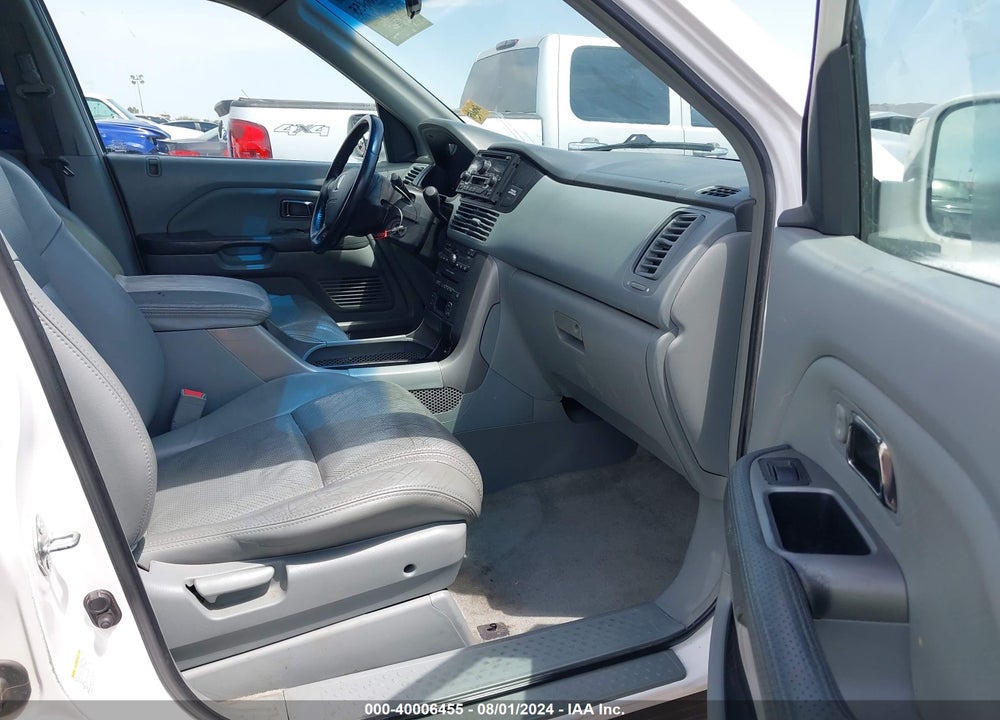 2005 HONDA PILOT EX-L VIN: 2HKYF18545H524432