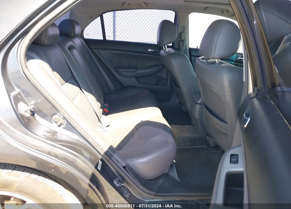 2004 HONDA ACCORD 3.0 EX VIN: 1HGCM66584A028301
