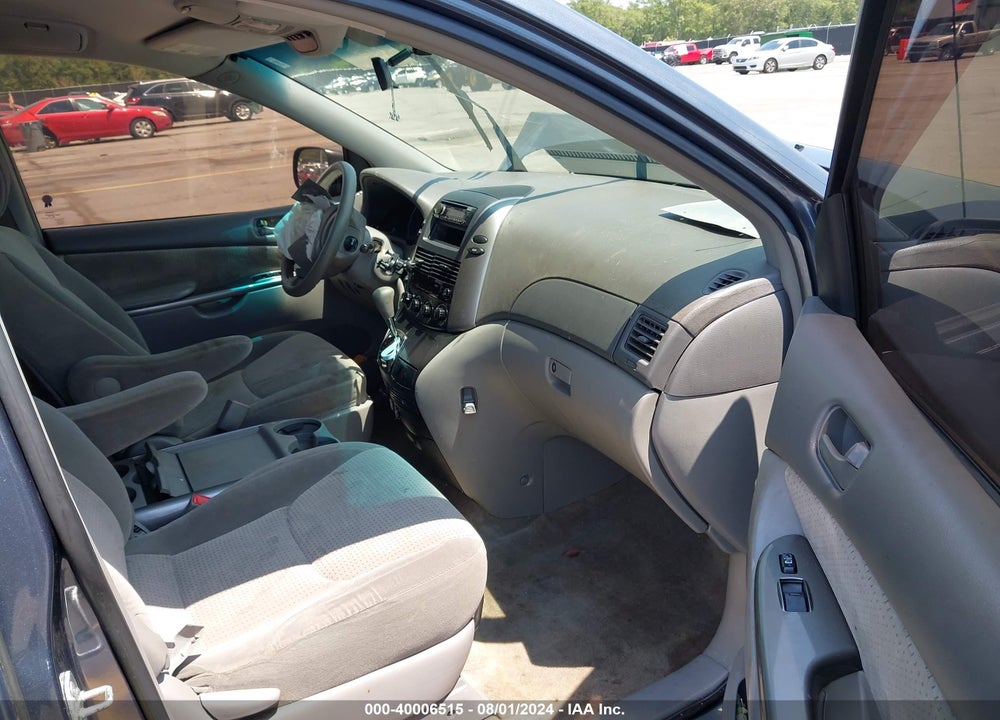 2010 TOYOTA SIENNA LE VIN: 5TDKK4CC2AS325313