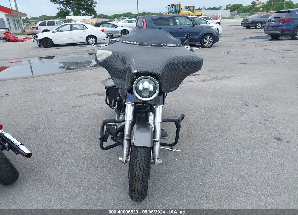 2003 HARLEY-DAVIDSON FLHPI VIN: 1HD1FHW153Y705589