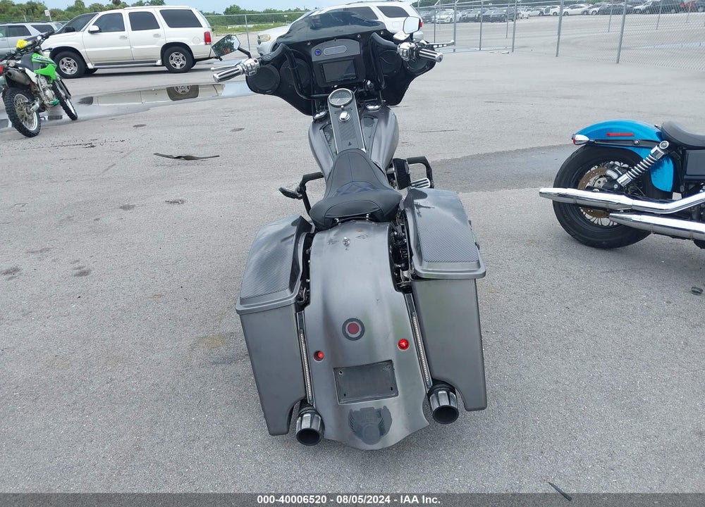 2003 HARLEY-DAVIDSON FLHPI VIN: 1HD1FHW153Y705589