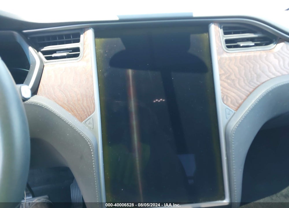 2018 TESLA MODEL X 100D/75D/P100D VIN: 5YJXCBE22JF101300
