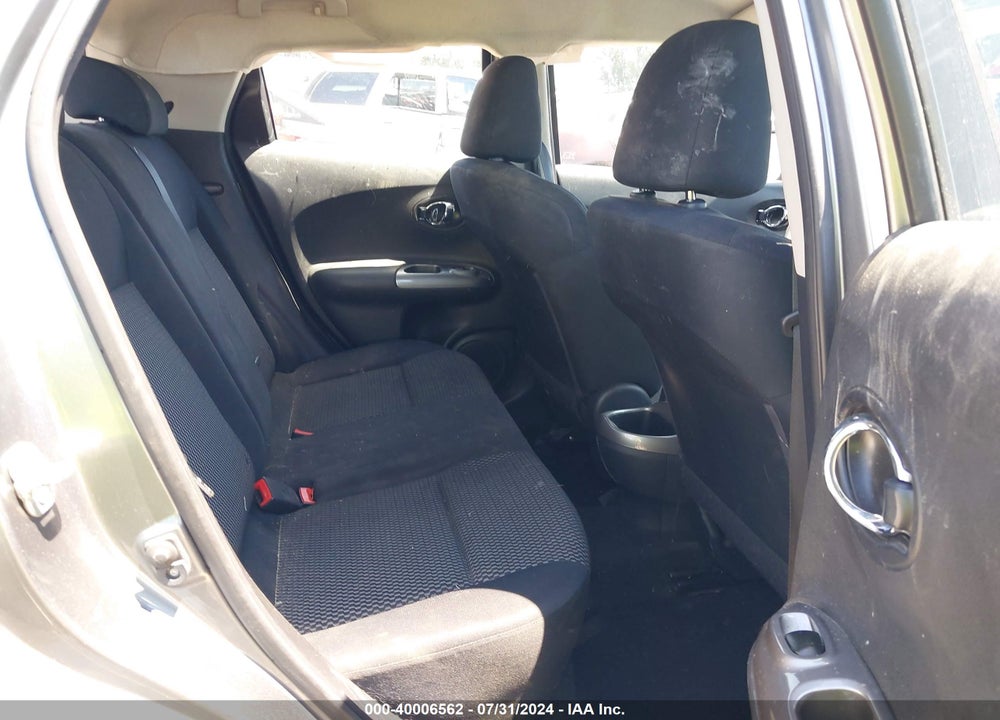 2016 NISSAN JUKE VIN: JN8AF5MR0GT610017