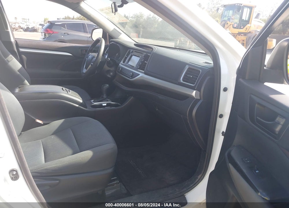 2016 TOYOTA HIGHLANDER LE V6 VIN: 5TDZKRFH1GS182480