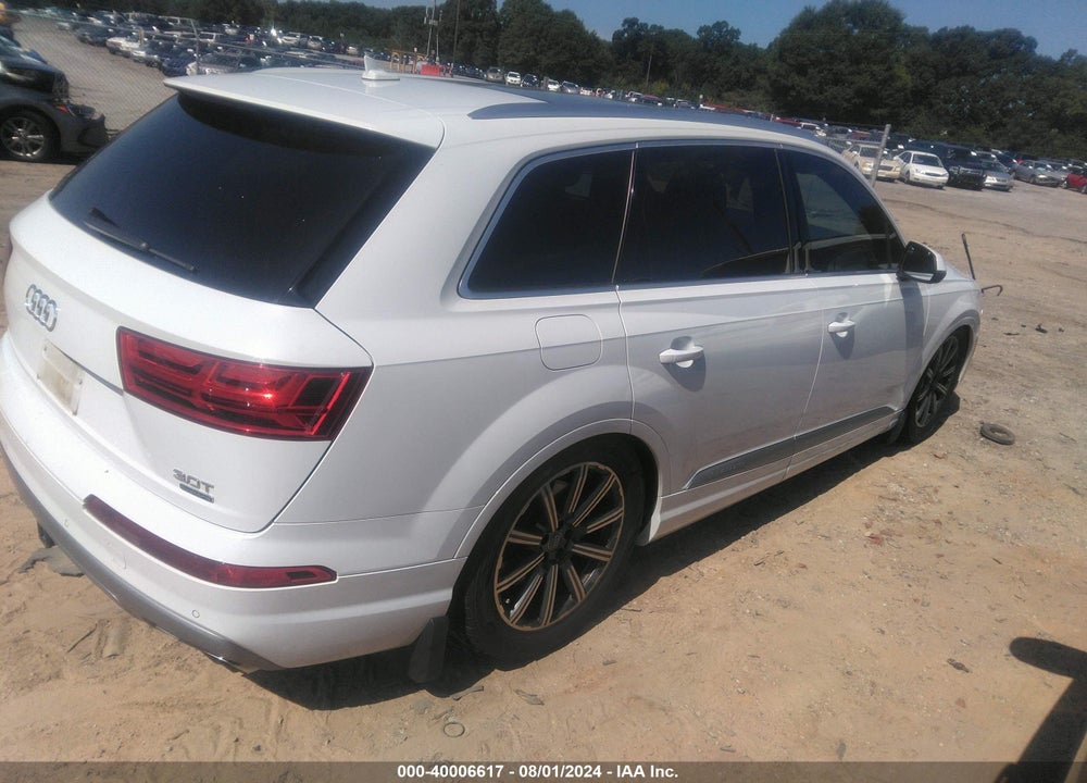 2017 AUDI Q7 3.0T PREMIUM VIN: WA1VAAF71HD003520